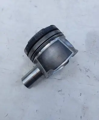 Toyota Land Cruiser (J200) Piston 86L93