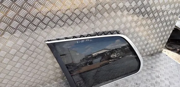 Volvo XC90 Rear side window
