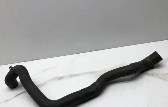 Volkswagen PASSAT B6 Engine coolant pipe/hose 1K0122051AM KA4112639