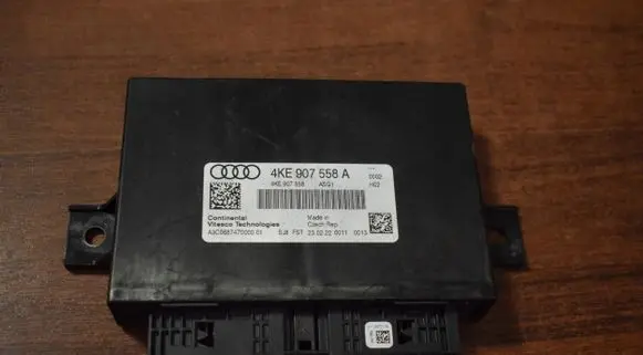 Audi Q8 e-tron Trunk lid opening control unit 4KE907558A