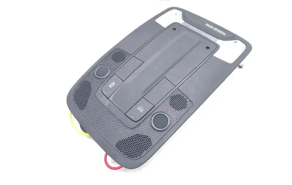 Audi Q2 - Front seat light 81A947135F 5Q0951177