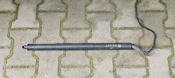 Audi S5 F5 Tailgate/trunk strut/damper 8W8827851C 1647162952 20416828300075
