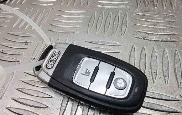 Audi A5 Sportback 8TA Ignition key/card 8T0959754C