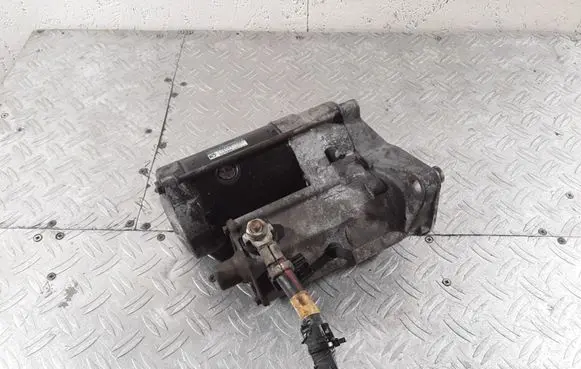 Toyota Land Cruiser (J120) Starter motor 2810030070 4280001370