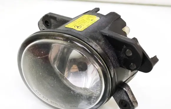Mercedes-Benz ML W164 Front fog light A2518200856 0305076002 1305630456