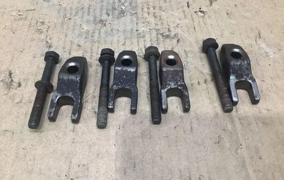 Hyundai i30 Fuel Injector clamp holder