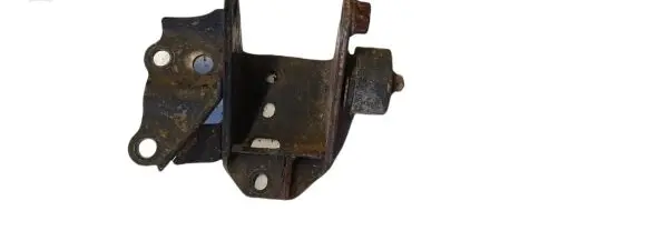 Toyota Corolla Verso E121 Engine mounting bracket NOCODE