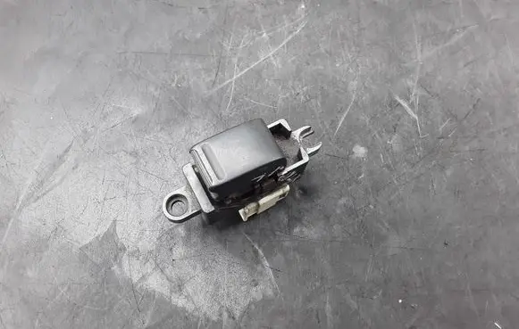 Nissan X-Trail T30 Electric window control switch NOCODE