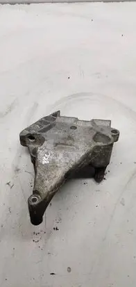 Volkswagen Golf V Engine mounting bracket 03G199207A