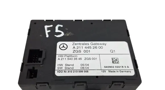 Mercedes-Benz C W203 Gateway control module A2114452600