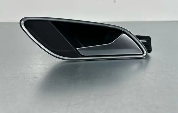 Audi Q3 8U Front door interior handle 8U1837020A 8U1837020