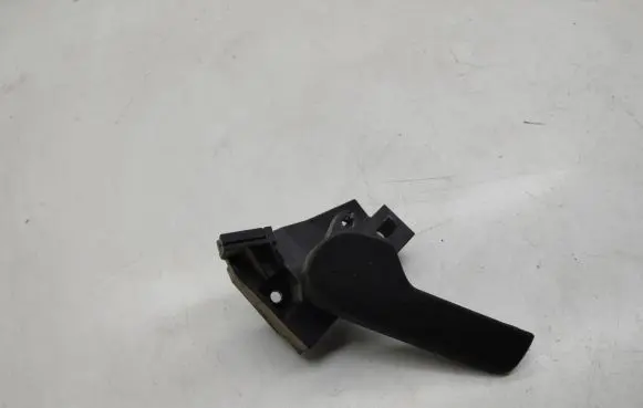 Volkswagen PASSAT B7 Engine bonnet (hood) release handle 1J1823533C