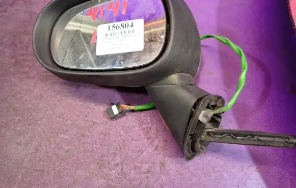 Renault Modus Front door electric wing mirror
