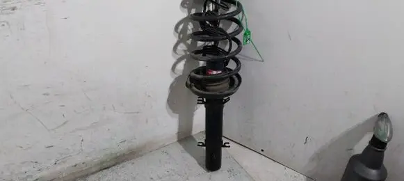 Volkswagen Golf IV Front shock absorber/damper 1J0413031AG
