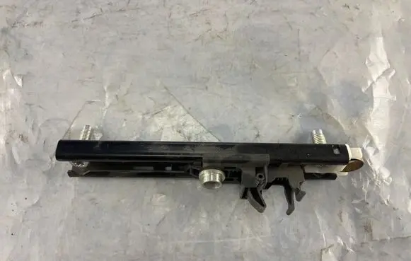 Opel Corsa D Seat belt adjustment motor 