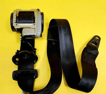 Audi A4 S4 B6 8E 8H Front seatbelt 560795100A