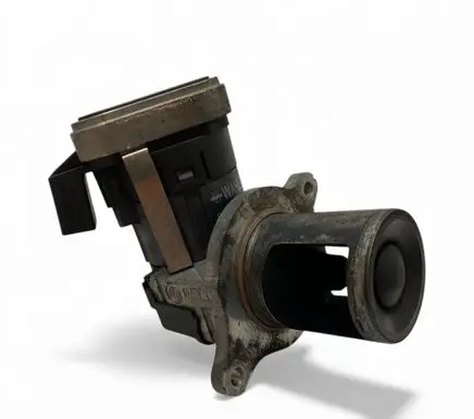 Jeep Grand Cherokee (WK) EGR valve A6421400350 109315 00005320C5