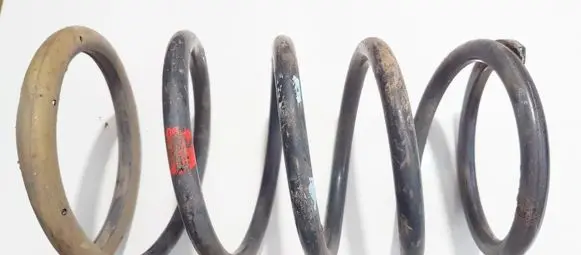 Nissan X-Trail T30 Rear coil spring