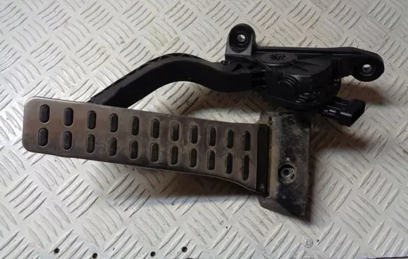 KIA Ceed Accelerator throttle pedal 32700XXXXX