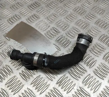 Mercedes-Benz CLA C118 X118 Engine coolant pipe/hose A2475010464