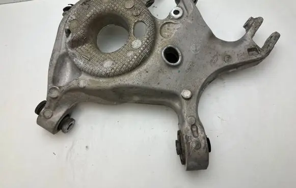 Ford Mustang VI Rear upper control arm/wishbone 5K651