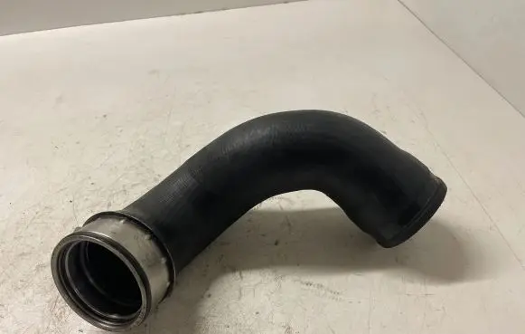 Mercedes-Benz E W211 Intercooler hose/pipe A2115282182