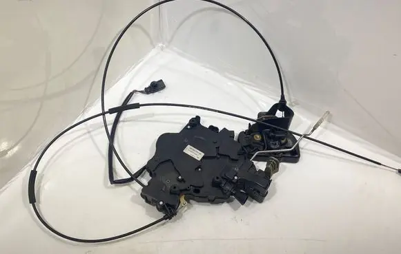 Volkswagen Transporter - Caravelle T5 Sliding door lock 7H0843654BB