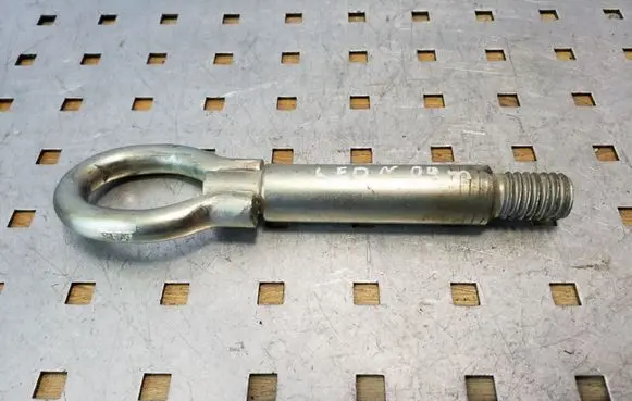 Seat Leon (1P) Towing hook eye 