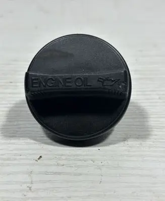 Toyota Corolla E120 E130 Oil fill pipe 