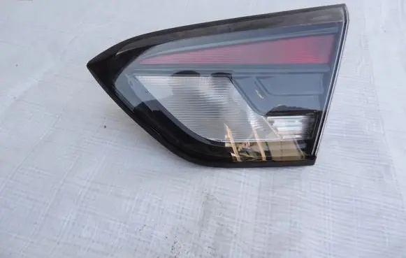 Opel Crossland X Tailgate rear/tail lights 39235954