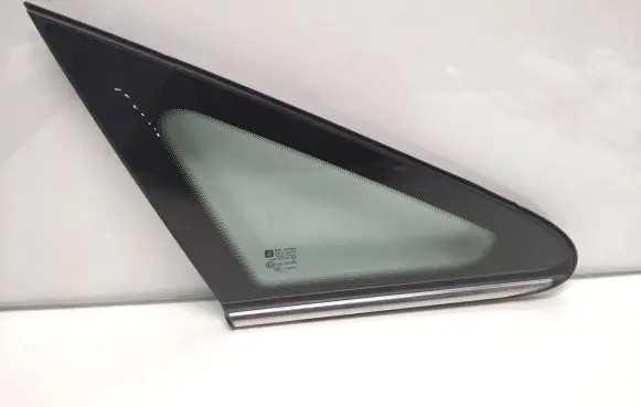 Opel Zafira B Front triangle window/glass 13123923 43R007951 E000255