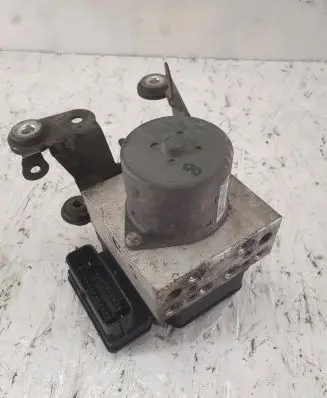Ford Mondeo MK IV ABS Pump 8G912C405AB 54085037A 16565704