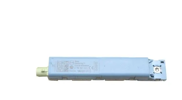 Cupra Born Aerial antenna amplifier 10A035577C