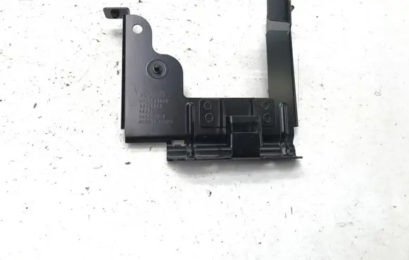 Volvo XC40 Battery bracket 32314765