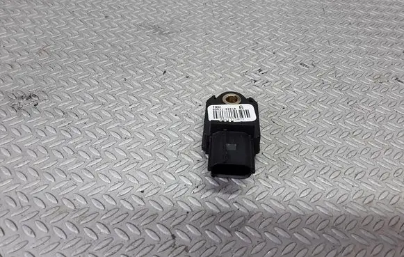 Toyota Yaris Airbag deployment crash/impact sensor 898310D010