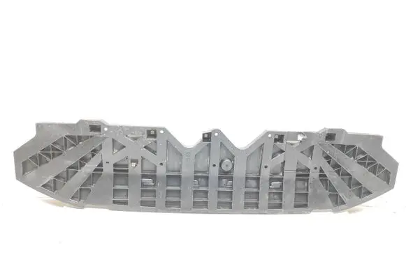 Front bumper skid plate/under tray
