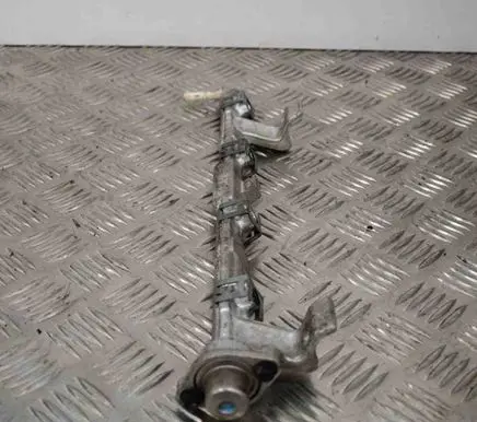 Ford Fusion Fuel main line pipe 9D2809H487