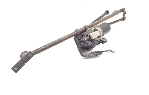 Front wiper linkage and motor