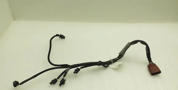 Porsche Cayenne (92A) Fuel injector wires 06E971627N
