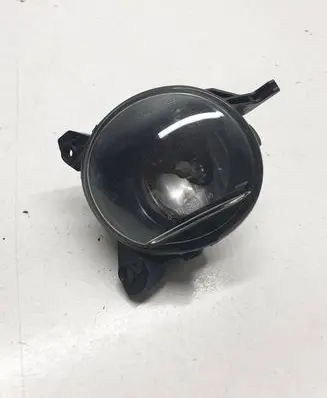 Toyota Corolla Verso AR10 Front fog light 812200F010 27097501