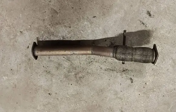 Volvo S90, V90 Muffler pipe connector clamp