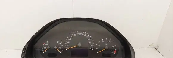 Mercedes-Benz E W210 Speedometer (instrument cluster) 87001357