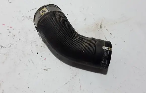 Volvo S90, V90 Intercooler hose/pipe 31657758
