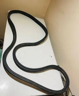 BMW X1 F48 F49 Trunk rubber seal (body) 7474447