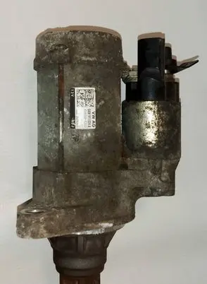 Volkswagen Polo V 6R Starter motor 0AM911024A 4380000202