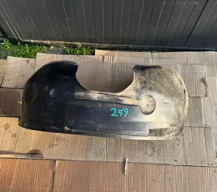 Volvo C30 Front wheel arch liner splash guards 31213671
