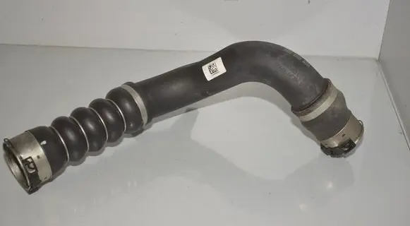Intercooler hose/pipe