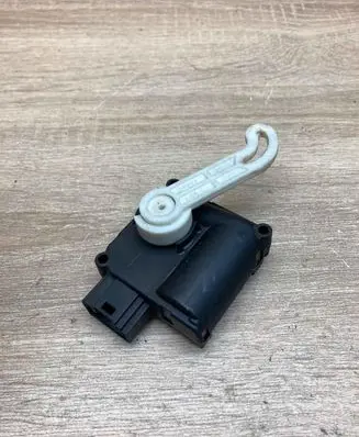 Audi A8 S8 D3 4E Air flap motor/actuator 4E0820511 0132801323 260603