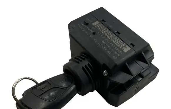 Mercedes-Benz CLK A209 C209 Ignition lock 2095450508 33002404 33002403