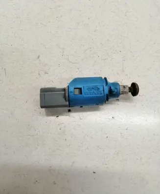 Renault Scenic II - Grand scenic II Brake pedal sensor switch 8200168239